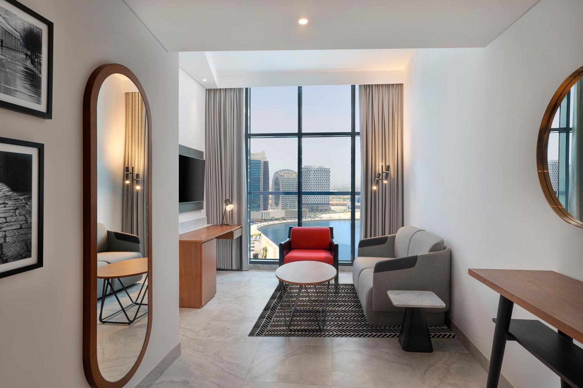 The First Collection Dubai Waterfront Otel Dış mekan fotoğraf