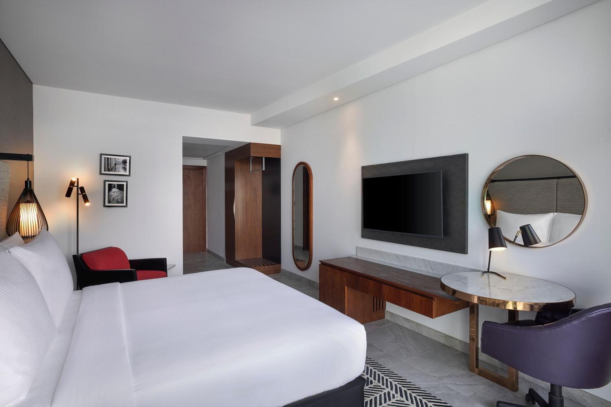 The First Collection Dubai Waterfront Otel Dış mekan fotoğraf