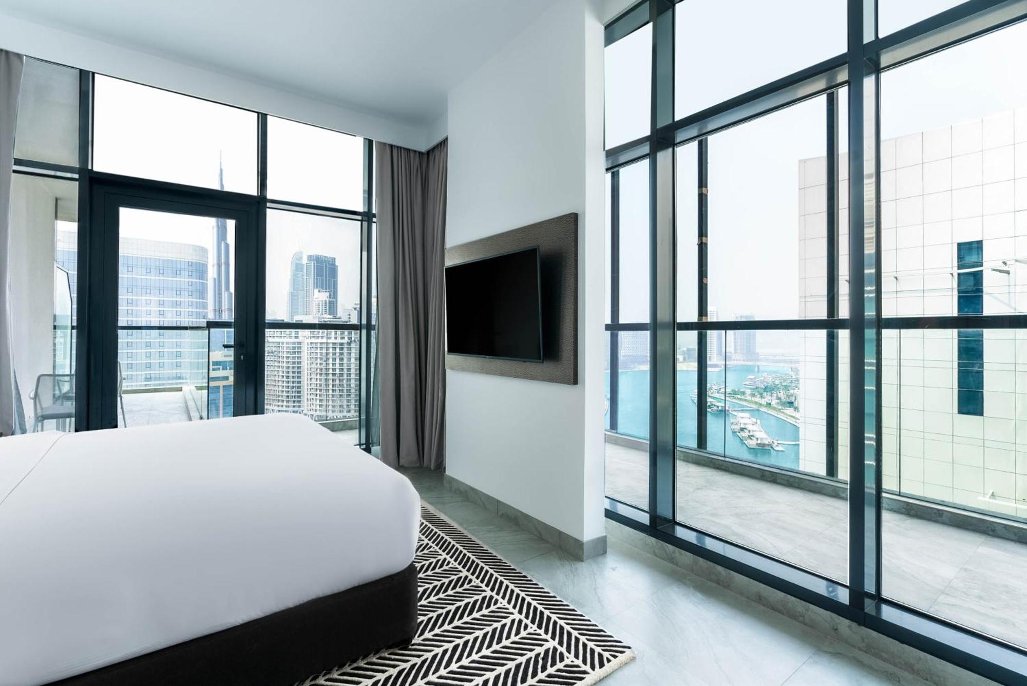 The First Collection Dubai Waterfront Otel Dış mekan fotoğraf